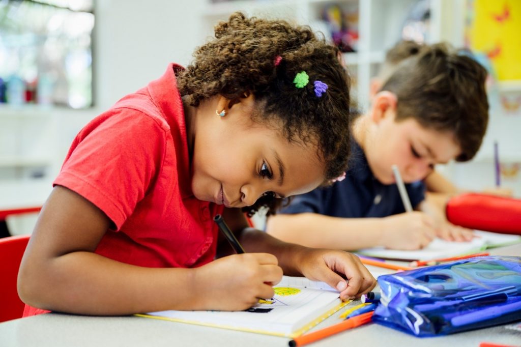 How to Choose the Right Daycare Program for Your Child